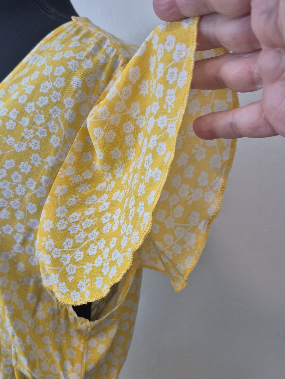 NWOT Yellow Floral Butterfly Summer Midi Dress Sz L - Picture 6 of 13